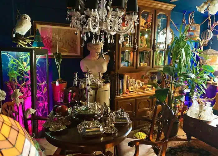 Magical Wizardry Flat In Central London